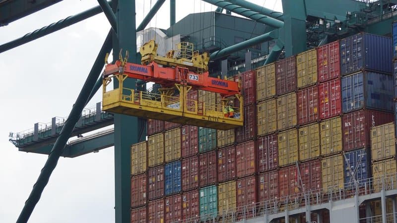 9.11 Container