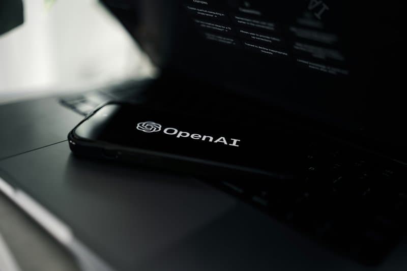 OpenAI's AI infrastructure blueprint is becoming clearer: plans to deploy first in various U.S. states with an expected investment of hundreds of billions of dollars