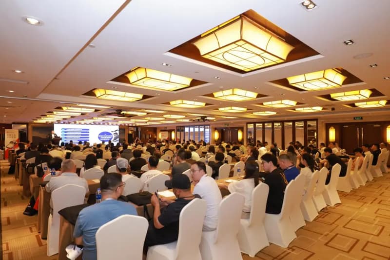 中国平安保险计划发行50亿美元债券，将在未来几周内完成