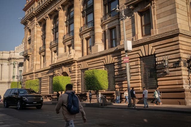 Traders target Latin America, focusing on opportunities from interest rate differences.