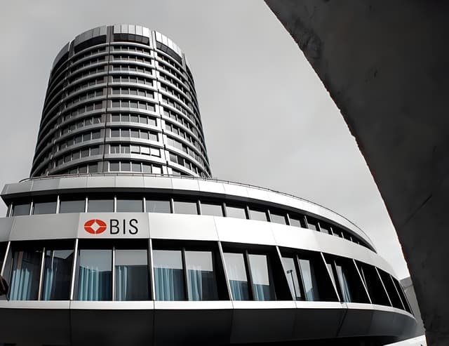 BIS issues its most severe warning yet: Stablecoins are not "sound money".