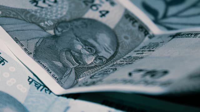 India grapples with mounting trade pressure from the United States amid tariff tensions