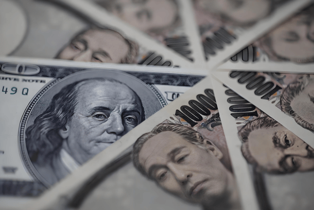 在特朗普关税攻势下，美日贸易谈判聚焦汇率问题，日本坚持公平性立场不作重大让步