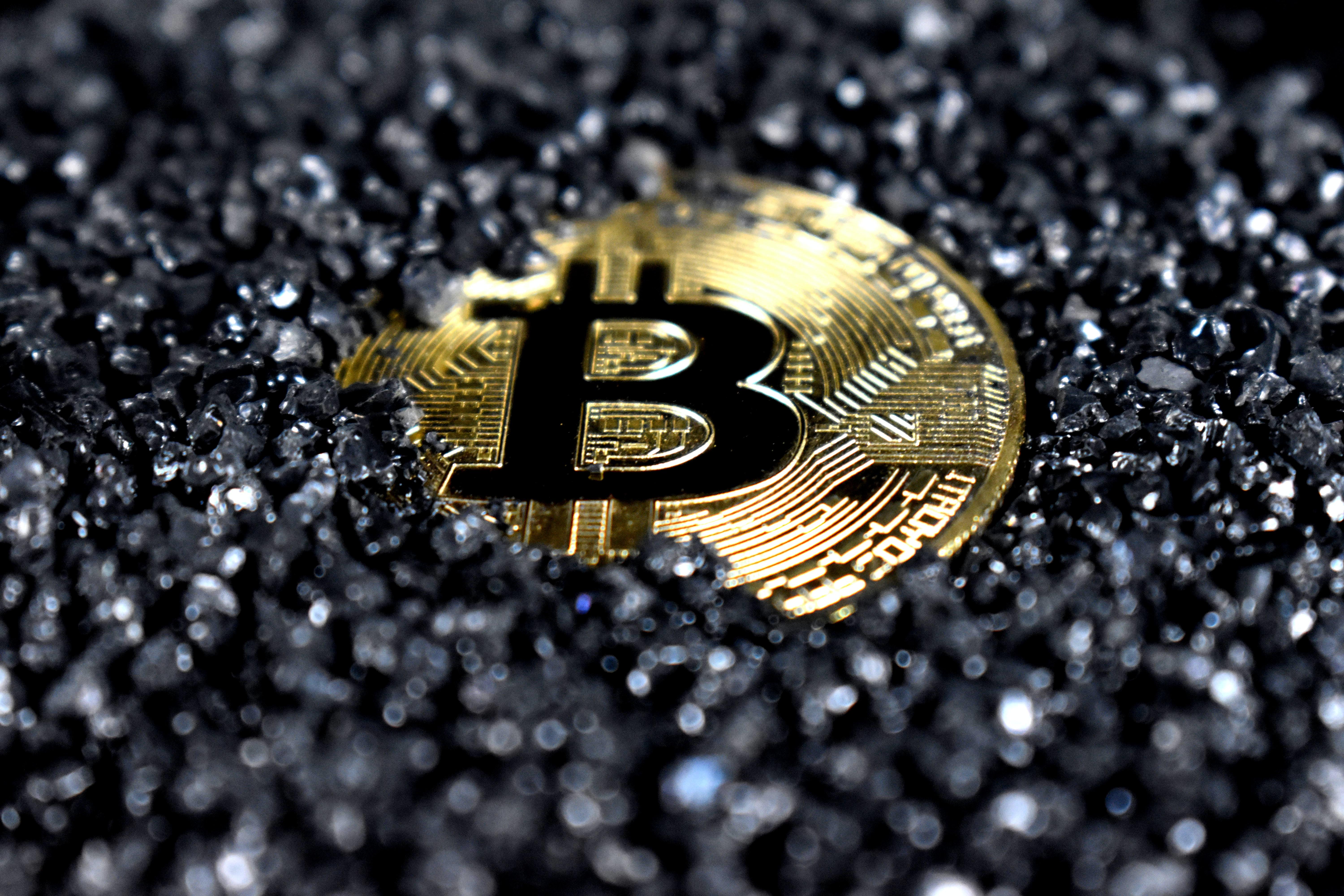 比特币突破44000美金!是牛回还是虚晃一枪?