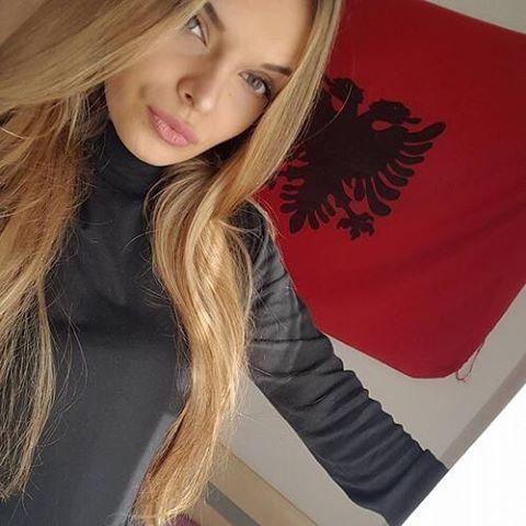 Adelinë